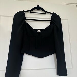 Aritzia Wilfred Black Crop Top